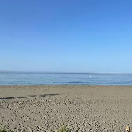 Lägenhet Amazing Duna Seafront